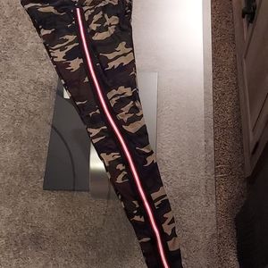 Hot Kiss, size large.